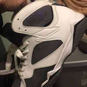 Meet your Posher, Olin